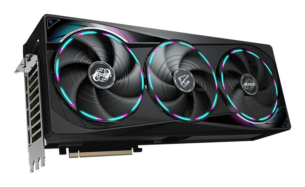 كرت شاشة Gigabyte AORUS RTX 5070 Ti Master صندوق البيع الرسمي