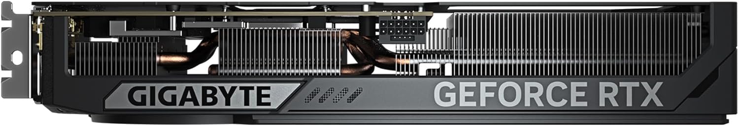 كرت شاشة GIGABYTE RTX 5070 WINDFORCE منظر علوي